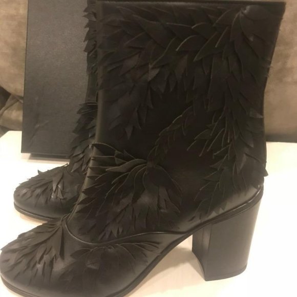 CHANEL 18C Leather Fringe Leaf Detail Ankle Boots Bootie Heels Shoes - Picture 6 of 12